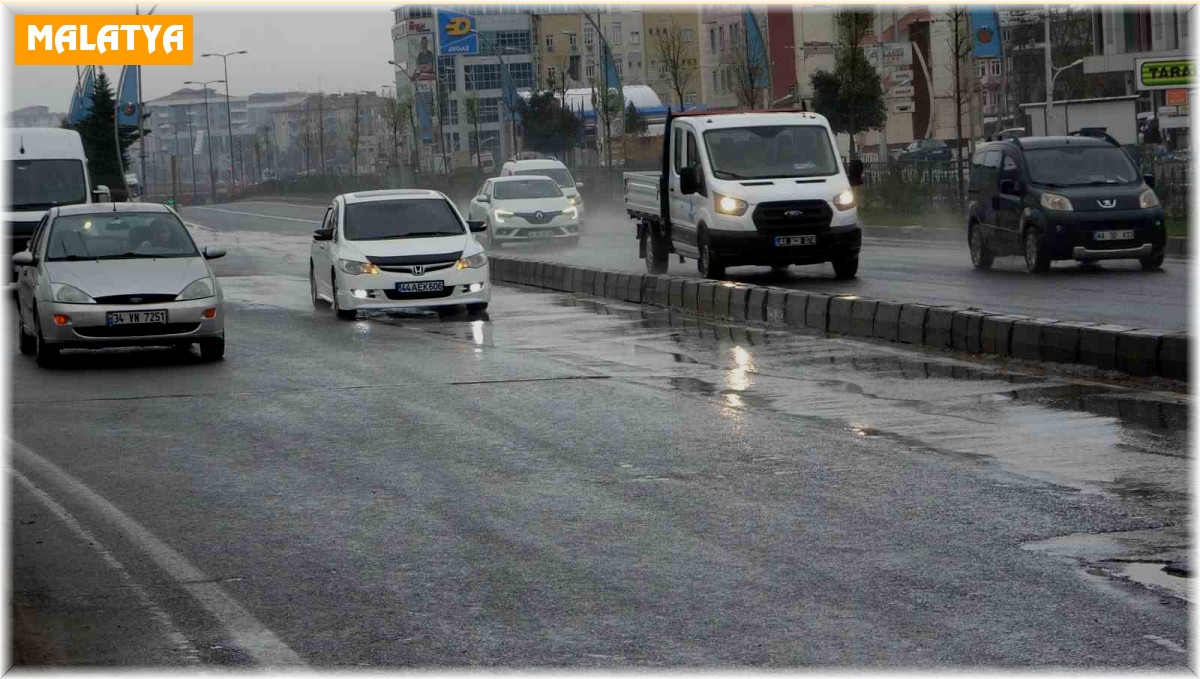 Malatya'da sağanak etkili oluyor