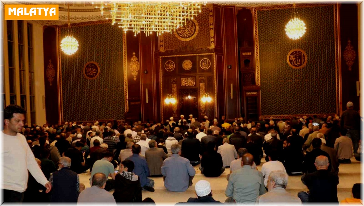 Malatya'da Sakal-ı Şerif'e yoğun ilgi