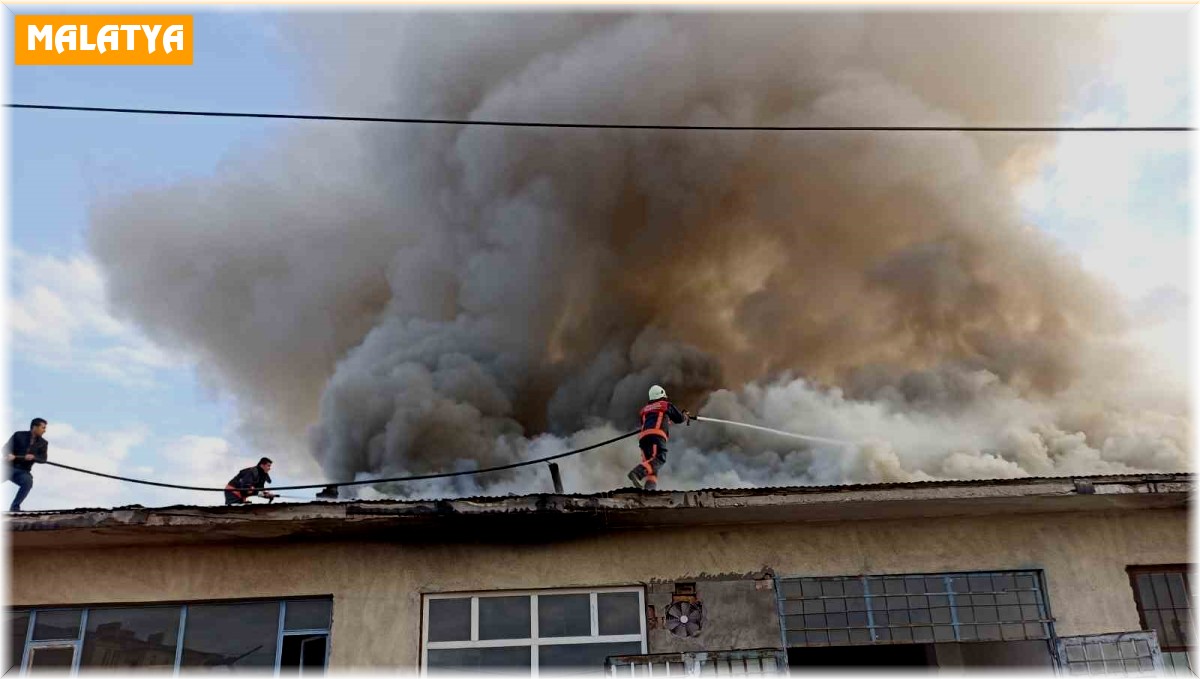 Malatya'da sanayi sitesinde korkutan yangın