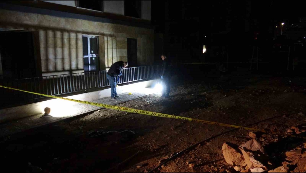 Malatya'da şantiyede silahla vurulan işçi hastaneye kaldırıldı