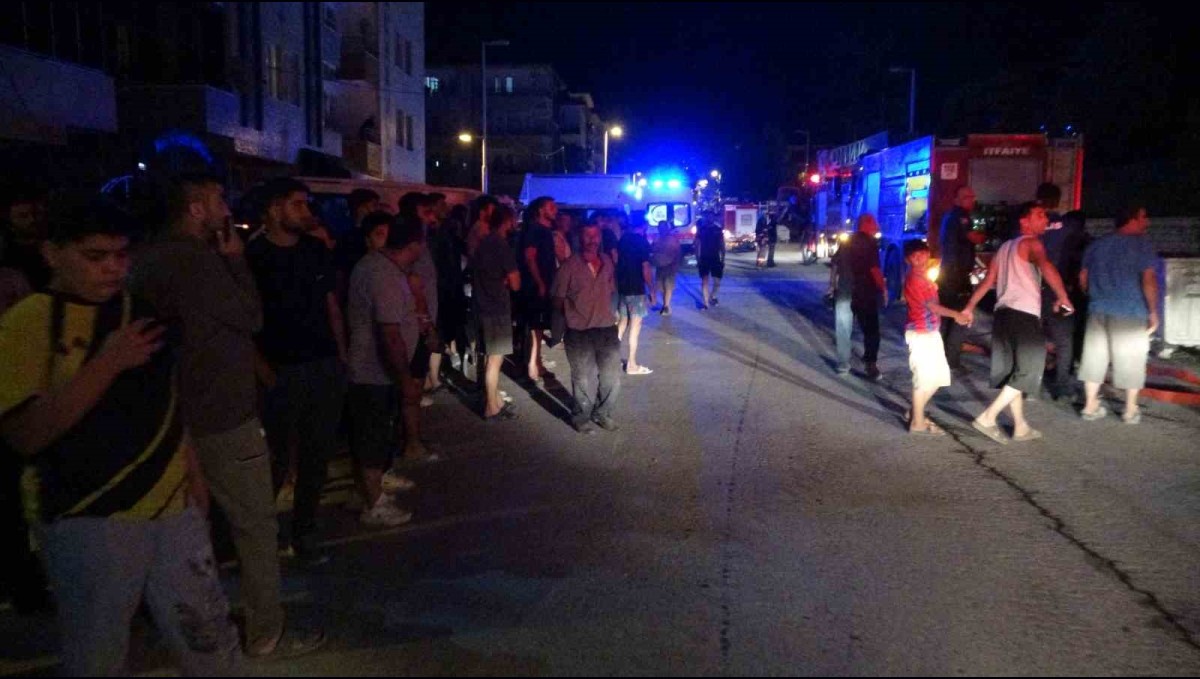 Malatya'da şantiyede yangın paniği: Mahalleli sokağa döküldü