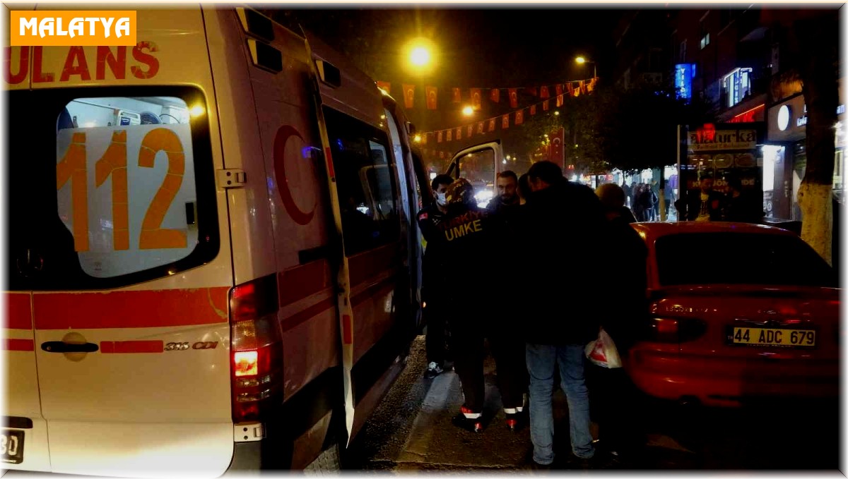 Malatya'da silahlı bıçaklı kavga: 3 yaralı