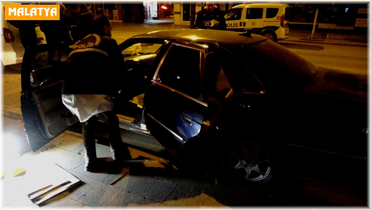 Malatya'da silahlı kavga: 1'i ağır 2 yaralı