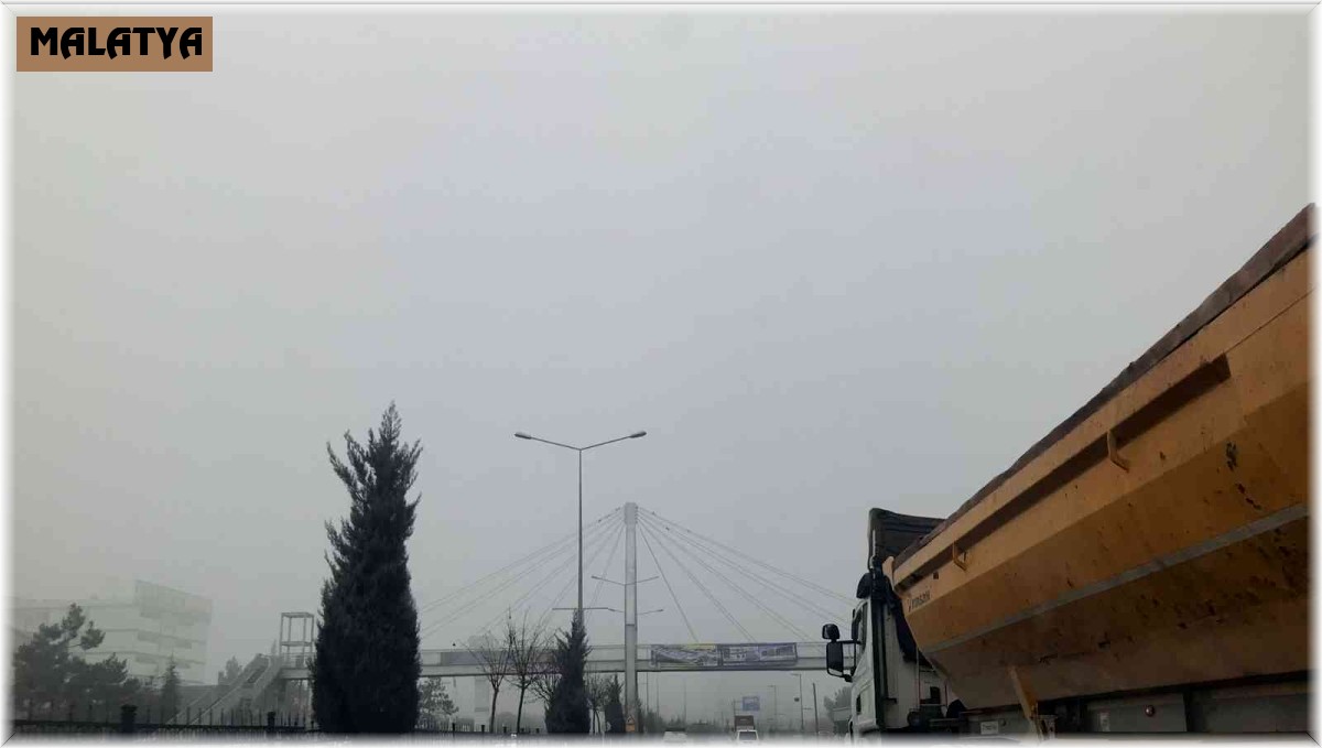 Malatya'da sis ulaşımı olumsuz etkiliyor