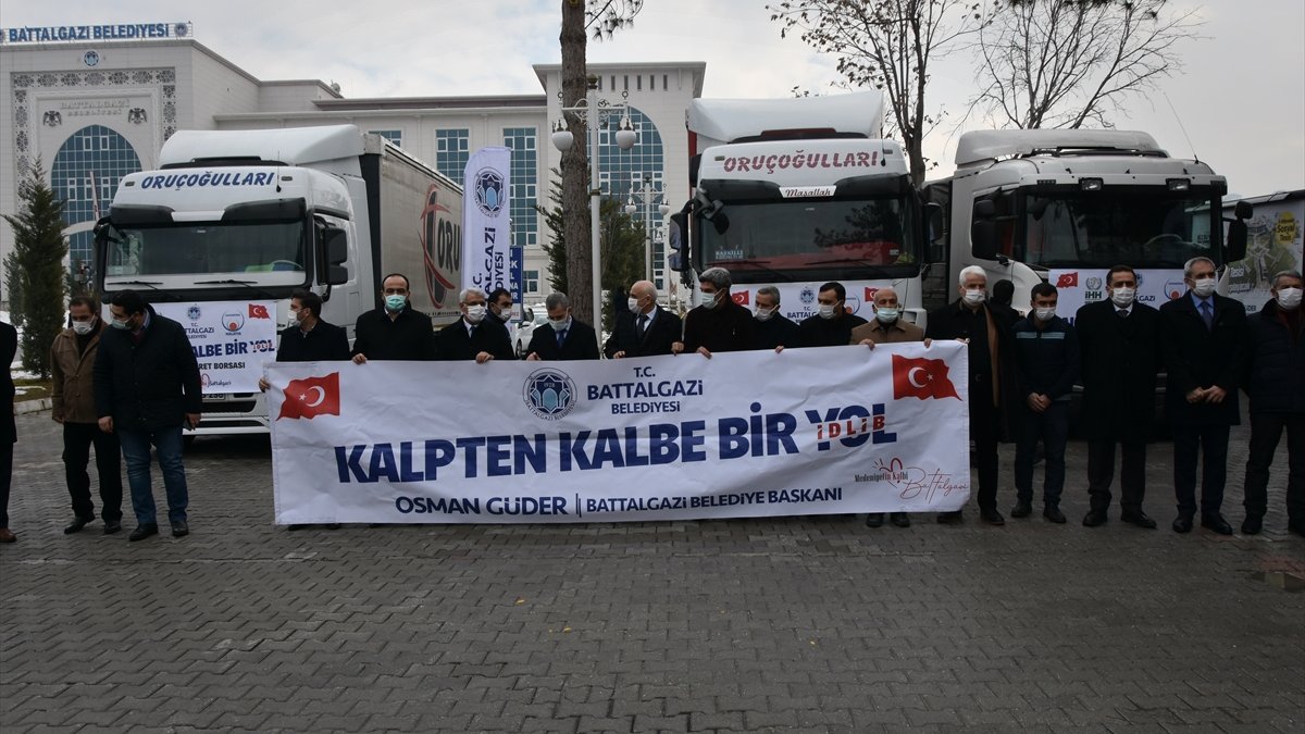 Malatya'da toplanan insani yardımlar Suriye'ye gönderildi