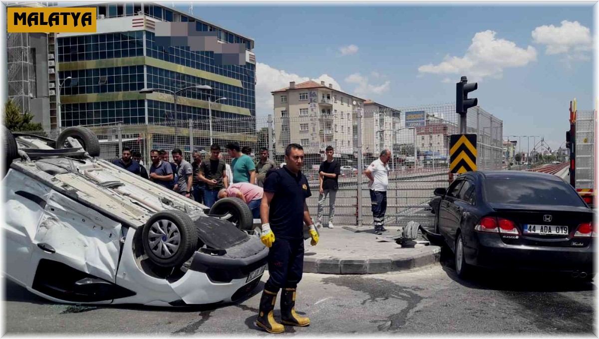 Malatya'da trafik kazası: 3 yaralı