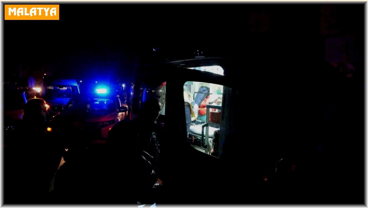 Malatya'da trafo patladı: 2 işçi yaralandı