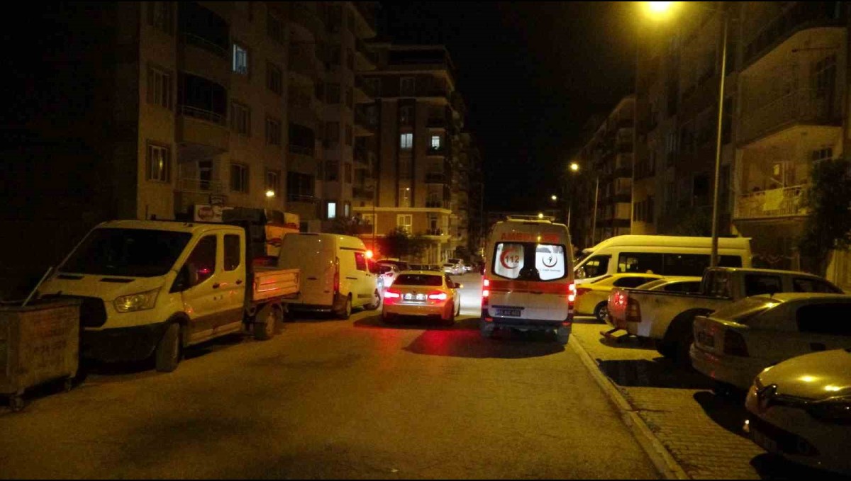 Malatya'da yaşlı kadın evinde yarı çıplak halde ölü bulundu