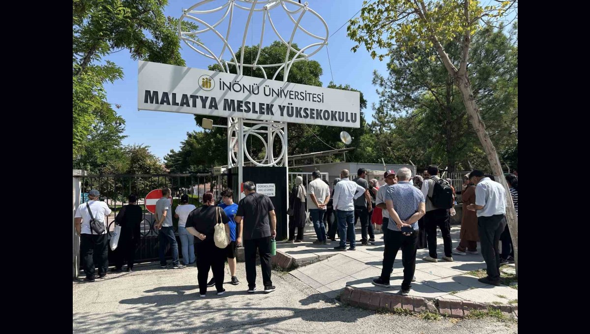 Malatya'da YKS'nin ikinci oturumu başladı