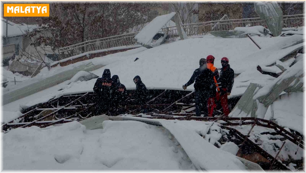 Malatya'da yoğun kar altında arama kurtarma çalışmaları sürüyor