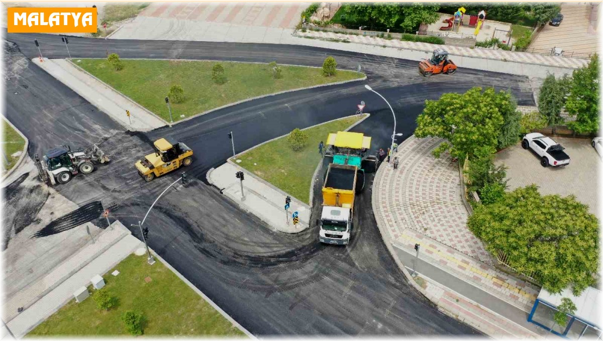 Malatya'da yol ve asfalt çalışmaları devam ediyor