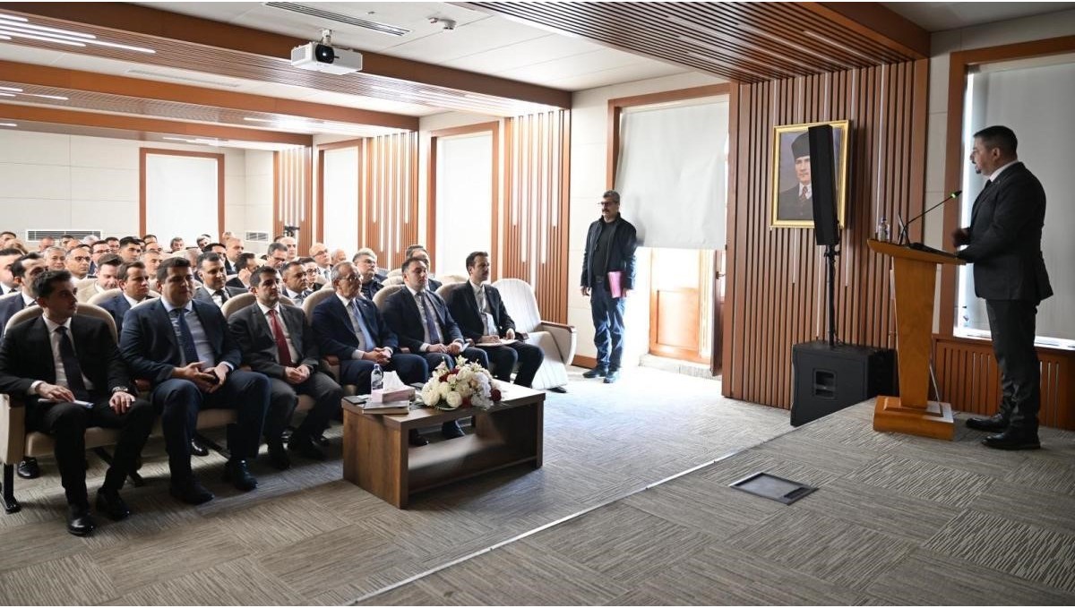 Malatya'da "Yönetimde Beden Dili ve Etkili İletişim" semineri düzenlendi