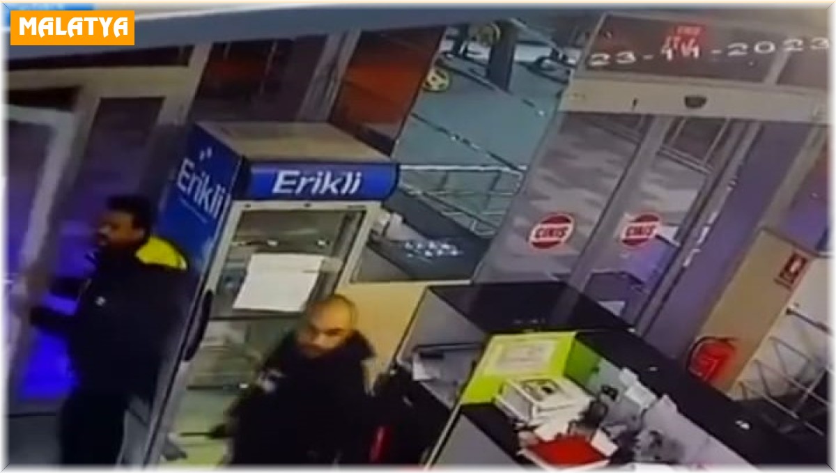 Malatya'daki deprem anı kamerada