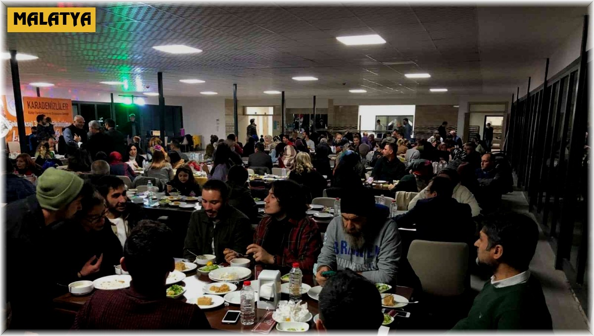 Malatya'daki Karadenizliler hamsi etkinliğinde bir araya geldi