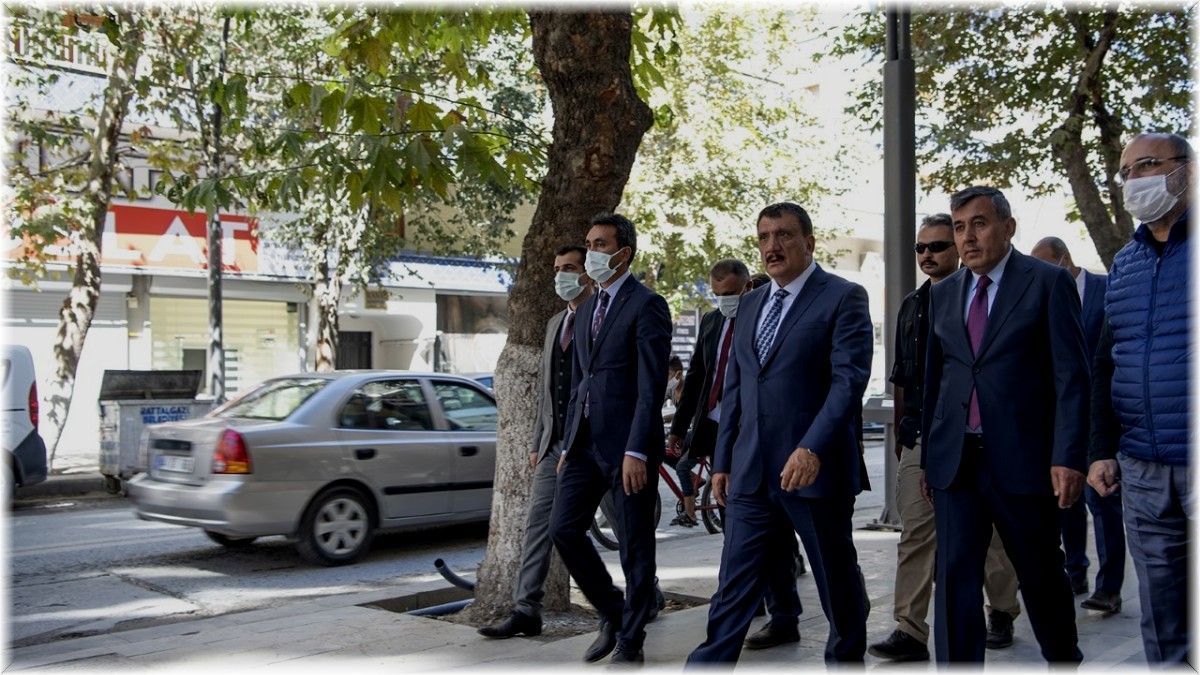 Malatya'daki Sivas Caddesi yenileniyor