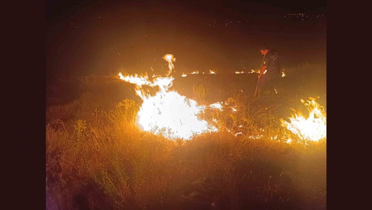 Malatya Kale'de Bahçe Yangını Kontrol Altına Alındı