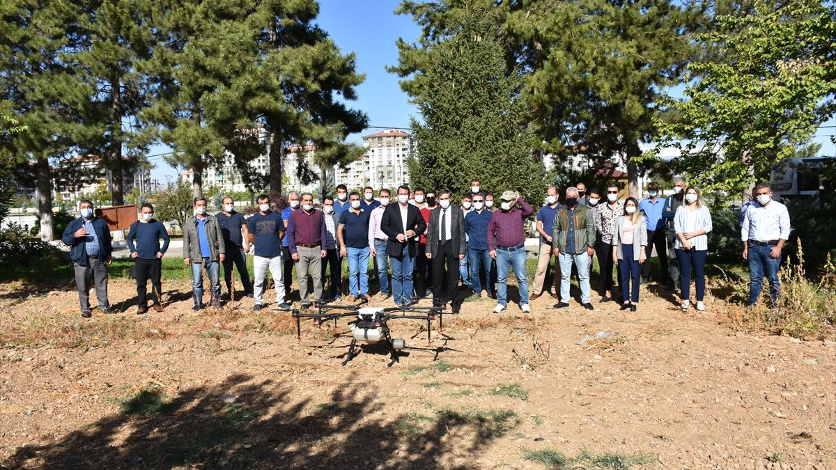 Malatya kayısısında verim İHA'lar ile artırılacak