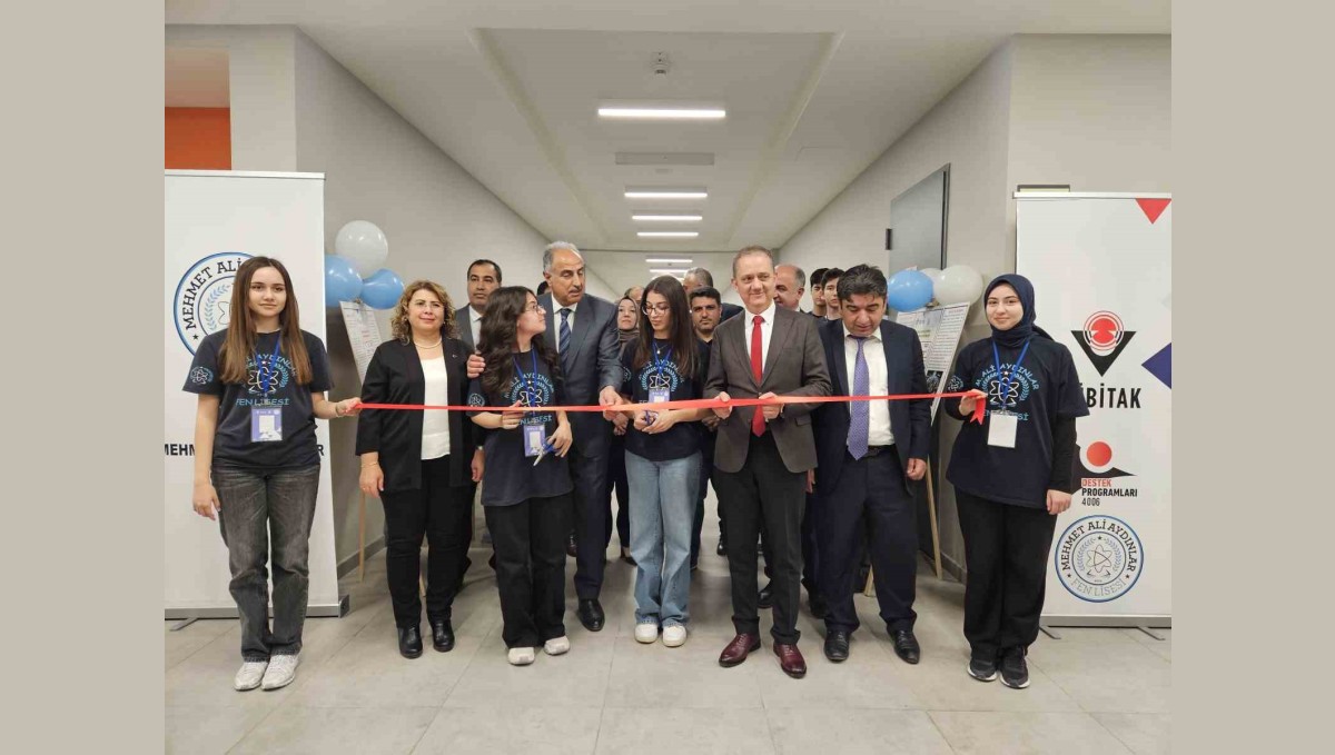 Malatya Mehmet Ali Aydınlar Fen Lisesi'nde bilim fuarı düzenlendi