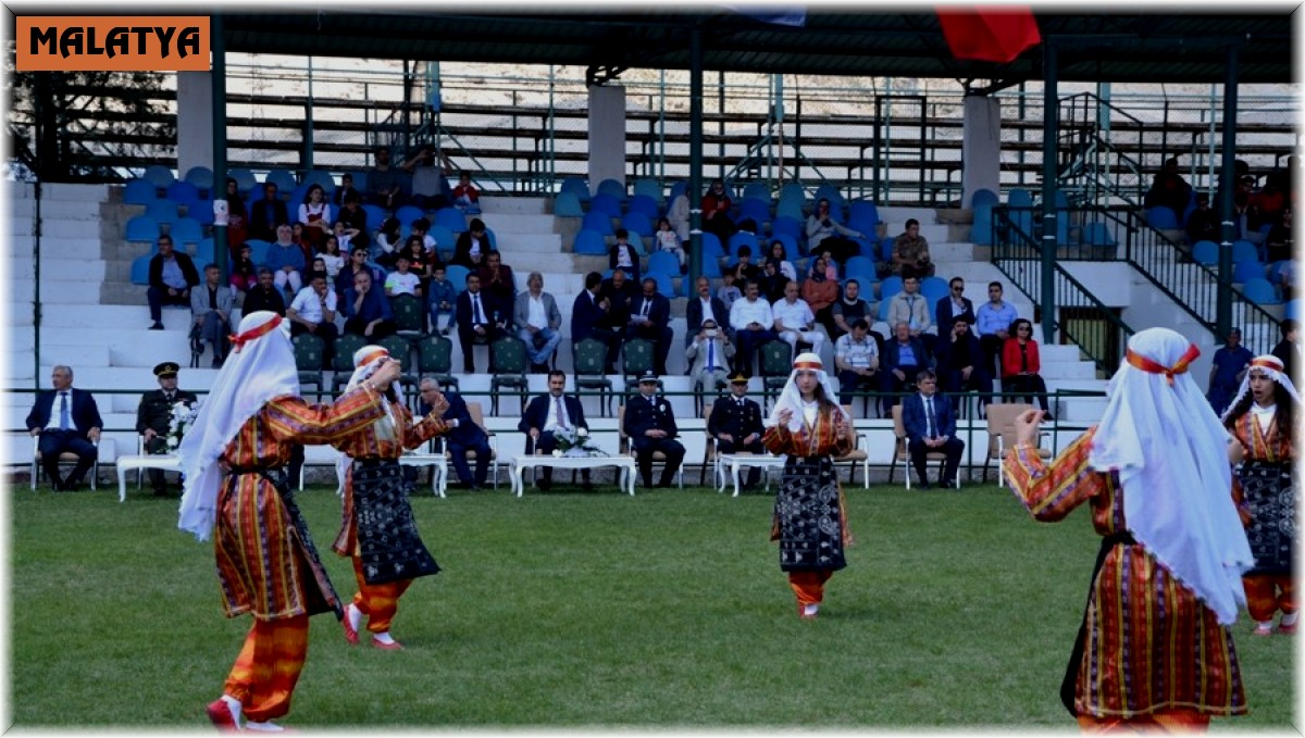 Malatya'nın ilçelerinde 19 Mayıs coşkusu