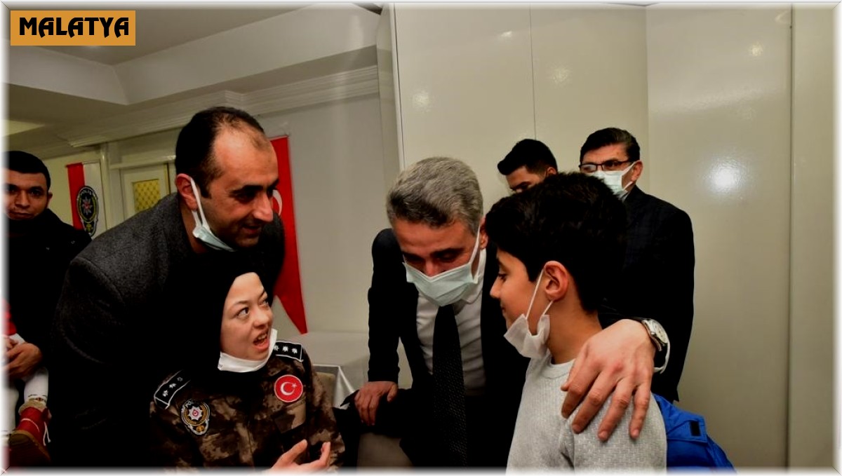 Malatya polisi engellilerin yanında