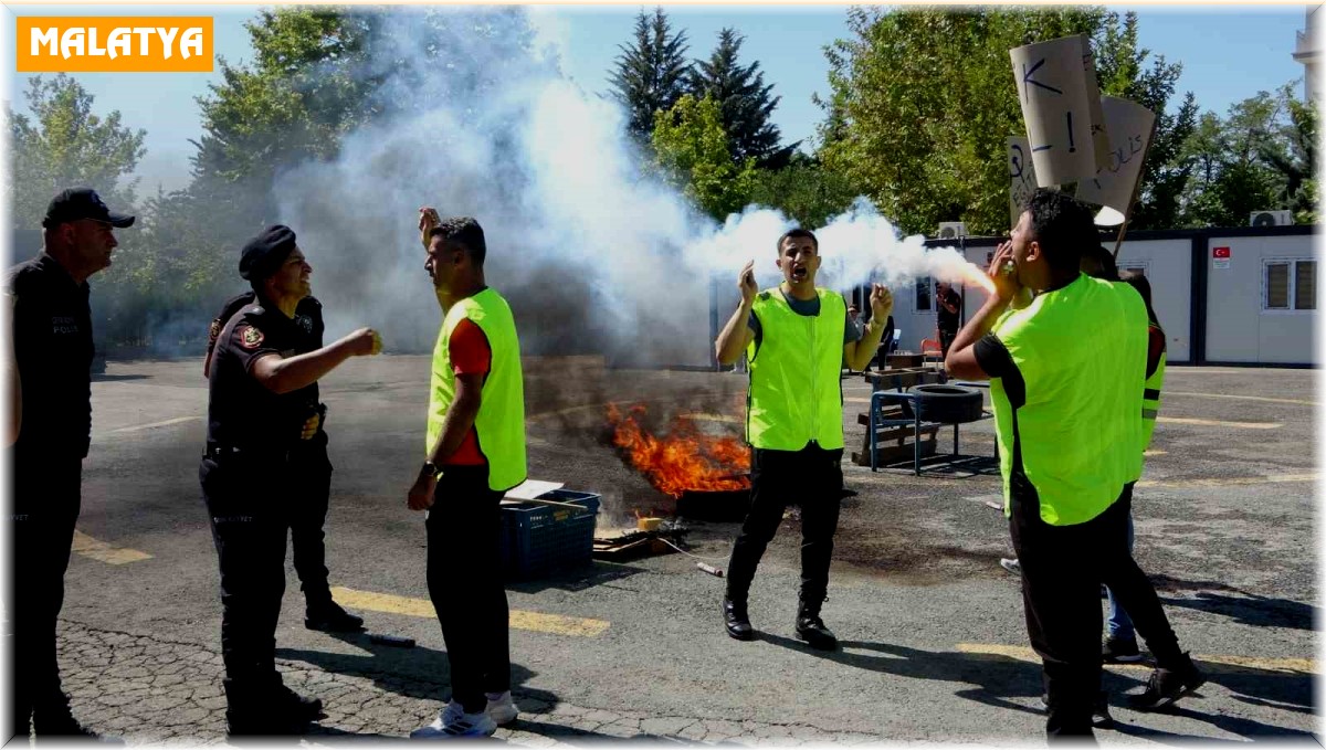 Malatya polisinden gerçeği aratmayan tatbikat