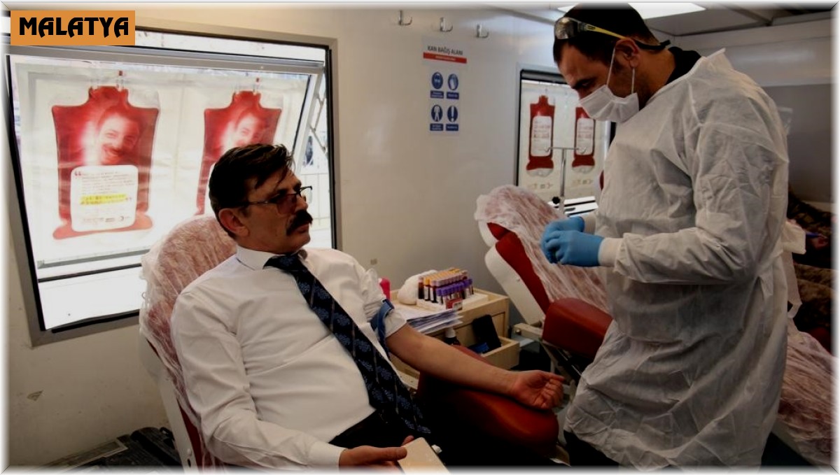 Malatya polisinden kan bağışı