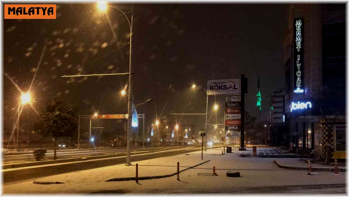 Malatya yağan karla beyaza büründü