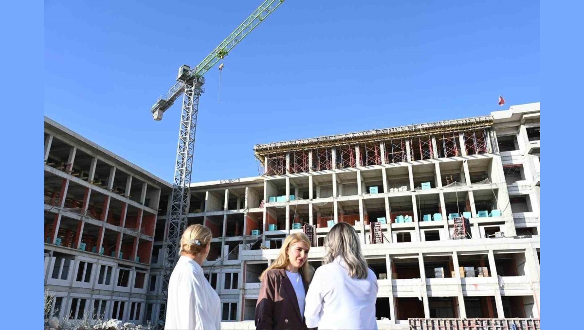 Malatya Yeni Adliye Sarayı'nda çalışmalar hız kesmeden devam ediyor