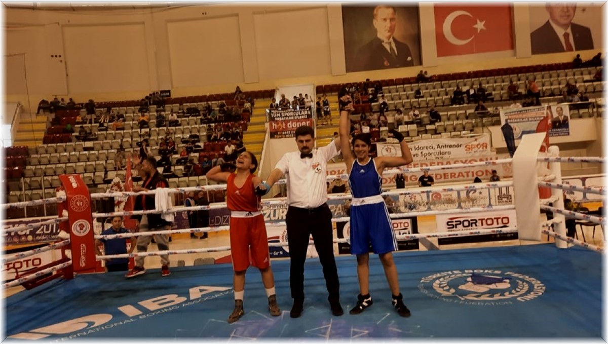 Malatyalı boksör Fırat'ın Türkiye Şampiyonluğu sevinci