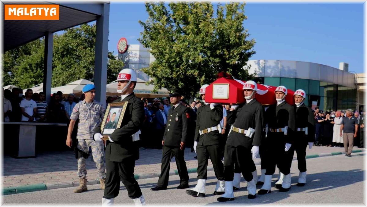 Malatyalı Şehit Halil Koç son yolculuğuna uğurlandı