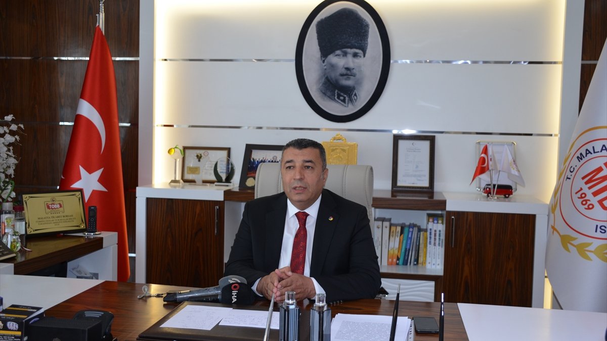 Malatyalı üreticilerden "konsantre kayısı" fiyatı açıklaması