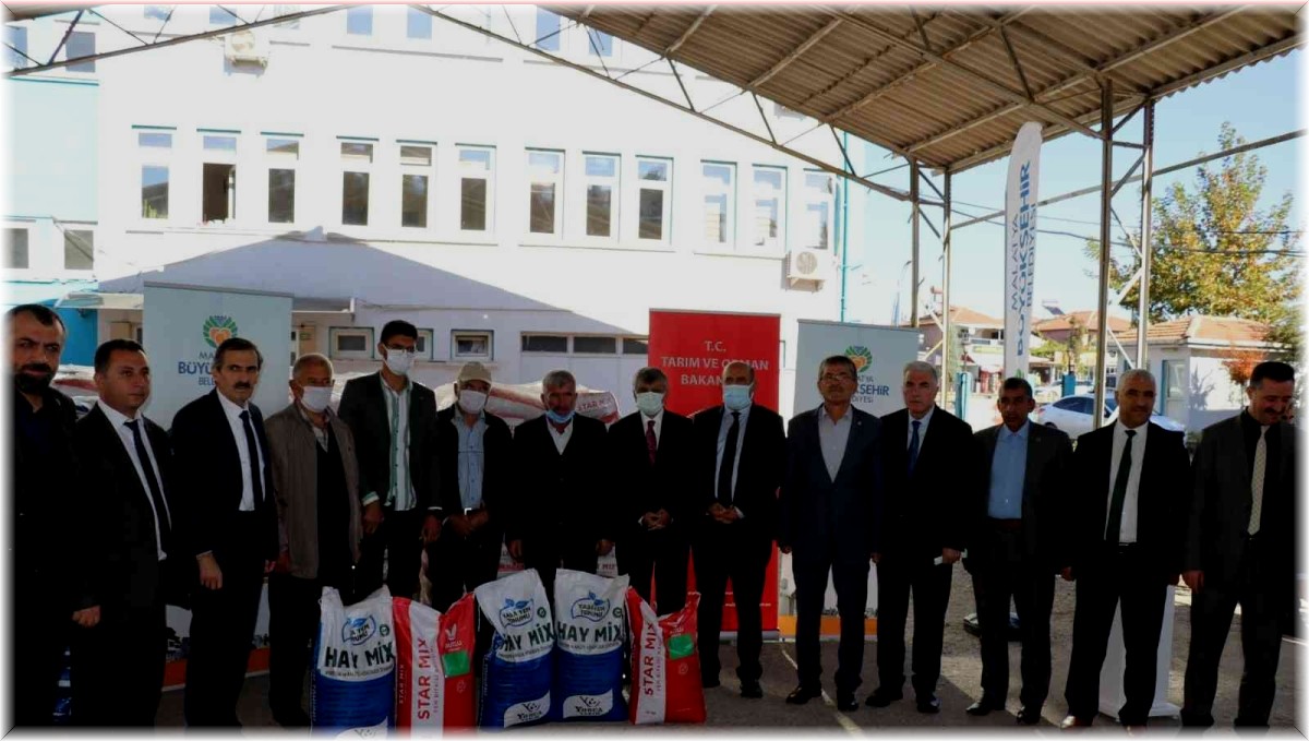 Malatyalı üreticilere yüzde 75 hibe destekli tohumluk dağıtıldı
