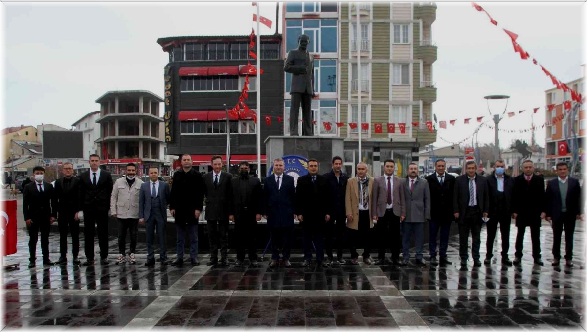 Malazgirt'te 24 Kasım Öğretmenler Günü kutlandı