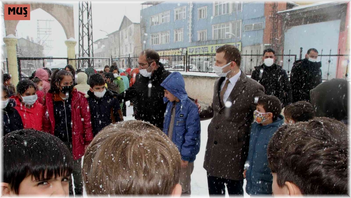 Malazgirt'te "Deprem Anı ve Tahliye Tatbikatı" yapıldı