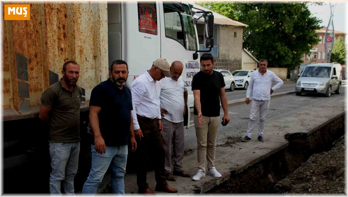 Malazgirt'te doğalgaz çalışmalarına devam ediyor