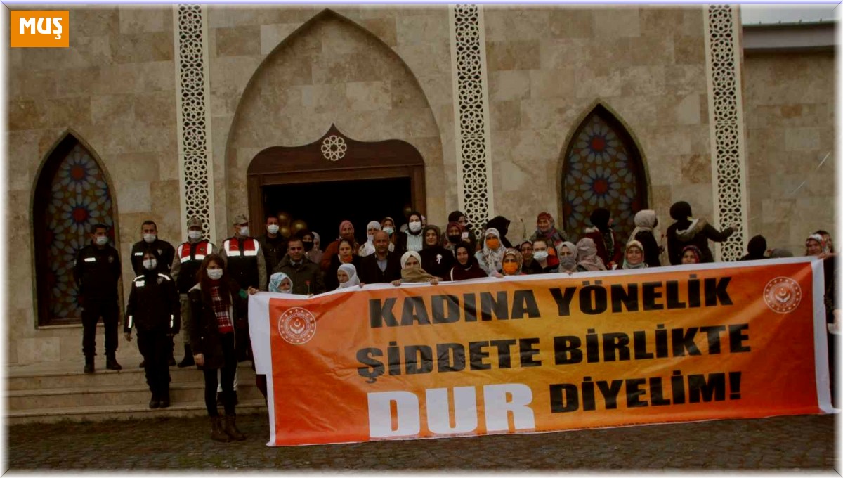 Malazgirt'te "Kadına Yönelik Şiddete Hayır" paneli