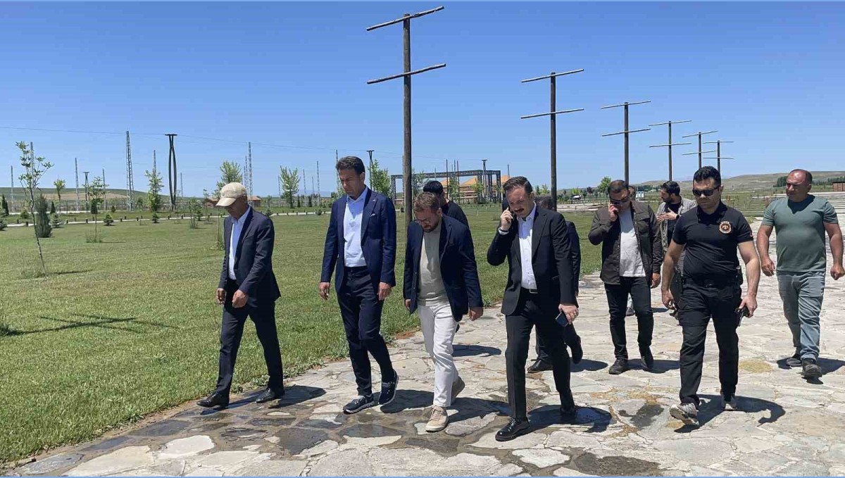 Malazgirt'te kutlama hazırlıkları başladı