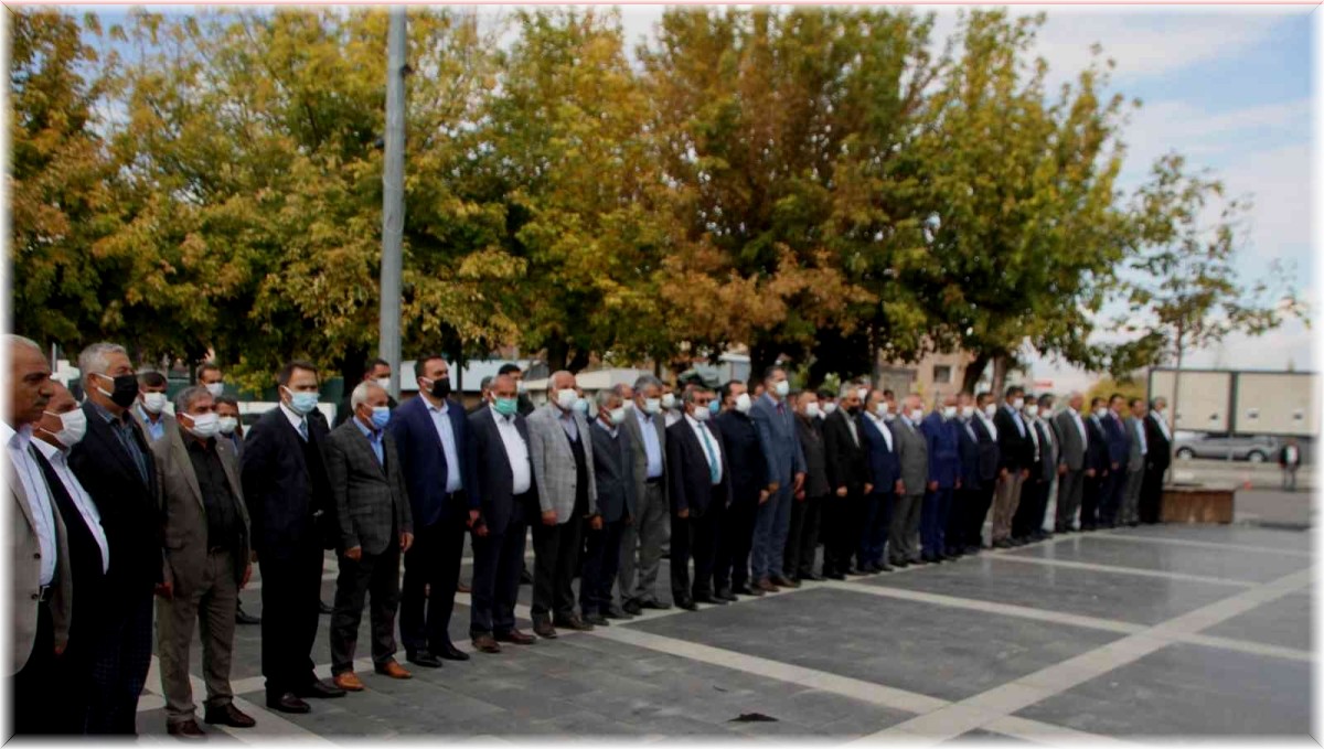 Malazgirt'te Muhtarlar Günü törenle kutlandı