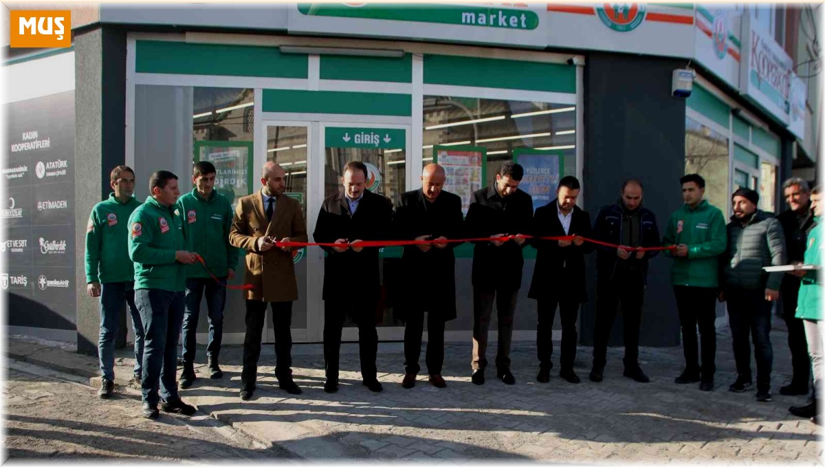 Malazgirt'te Tarım Kredi Kooperatif Marketi açıldı