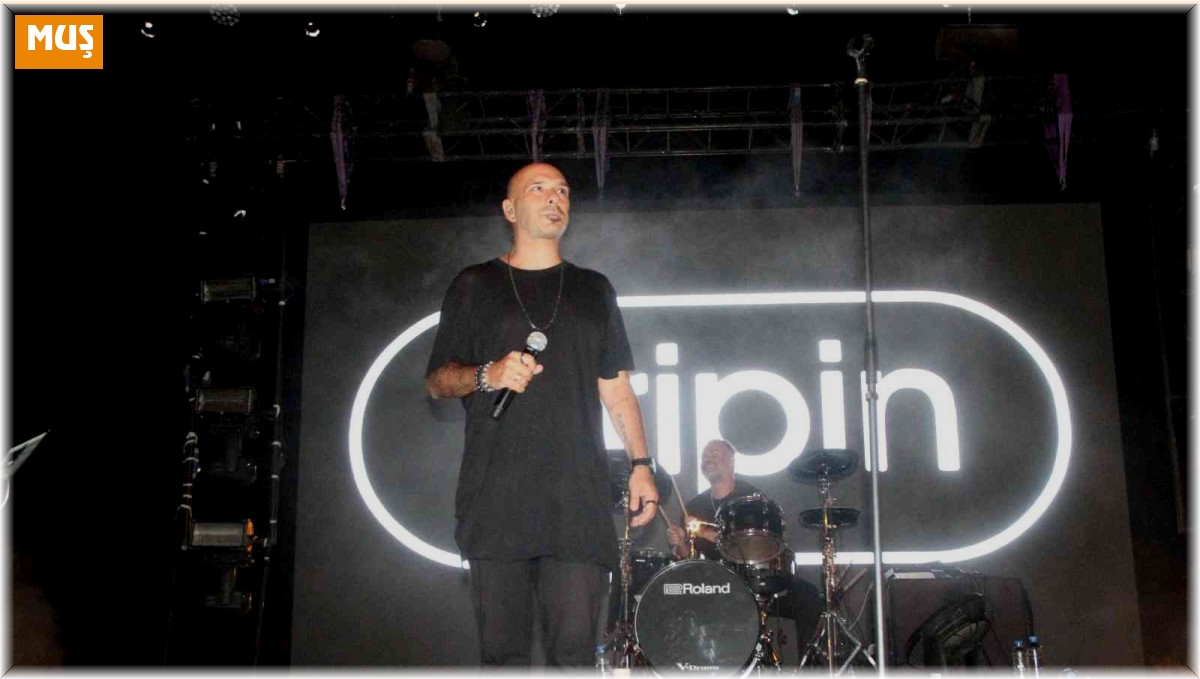 Malazgirt Zaferi'nin 951'ncı yıl dönümünde Gribin konser verdi