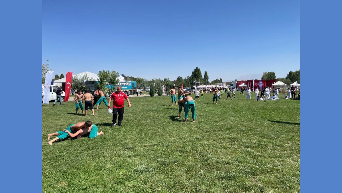 Malazgirt Zaferi'nin 954. yıl dönümü etkinlikleri başladı