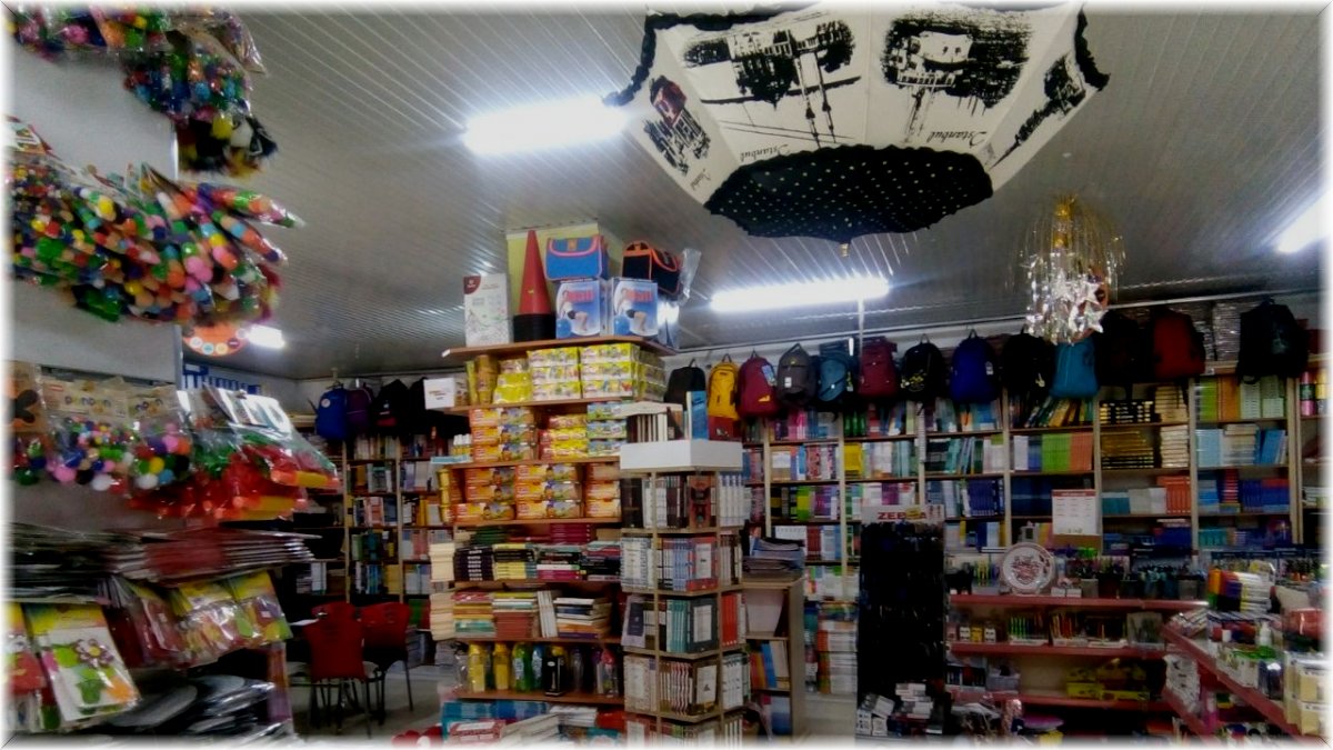 Malazgirtli kırtasiyeciden öğrencilere ’Ücretsiz deneme sınavı’