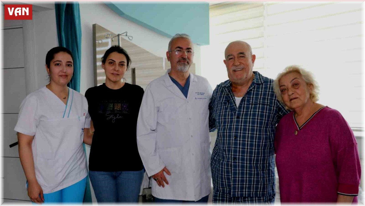 'Masada kalırsın, felç olabilirsin' denilen hasta Van'da sağlığına kavuştu