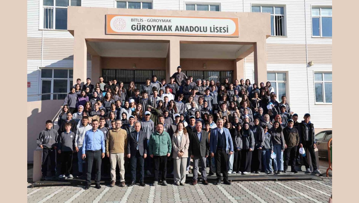 "Mavide Bilim" projesi Güroymak'ta öğrencilerle buluştu