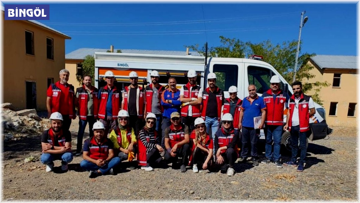 MEB Arama Kurtarma ekibine yeni katılan gönüllülere eğitim verildi