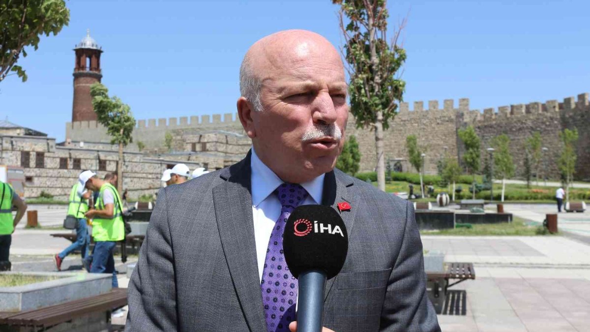 Mehmet Sekmen: "Aklımıza hangi spor dalları geliyorsa mutlaka yüksek irtifalı bir yerde kamp yapması gerekiyor"