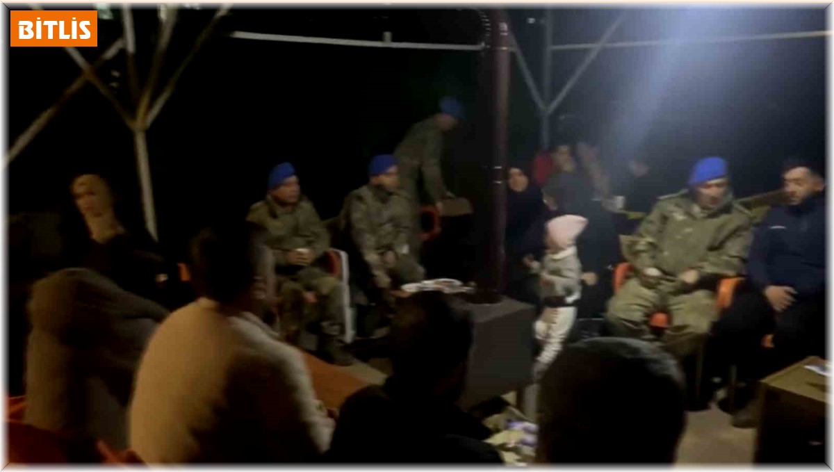 Mehmetçik şehit aileleriyle iftarda buluştu