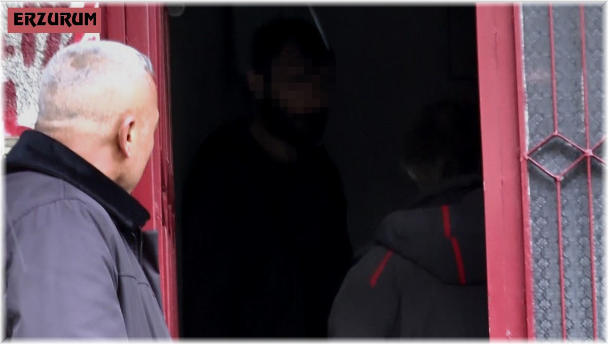 Meraklı hurdacının patlayıcı elinde patladı