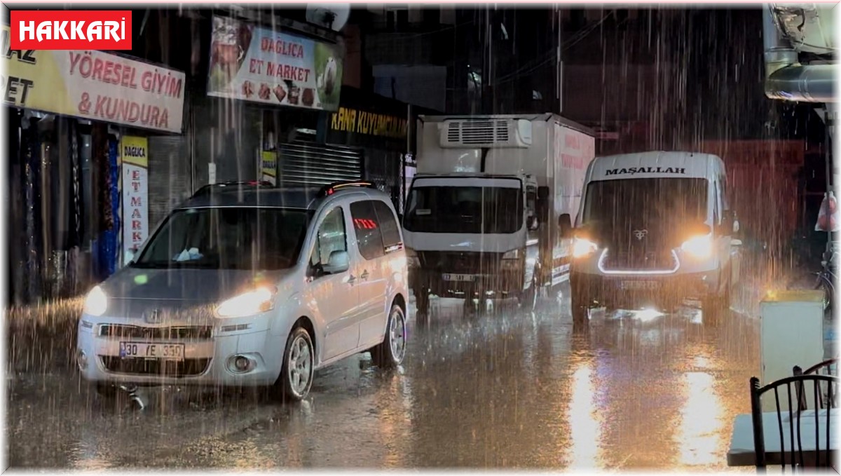 Meteoroloji uyardı: Yağışlar bir anda bastıracak