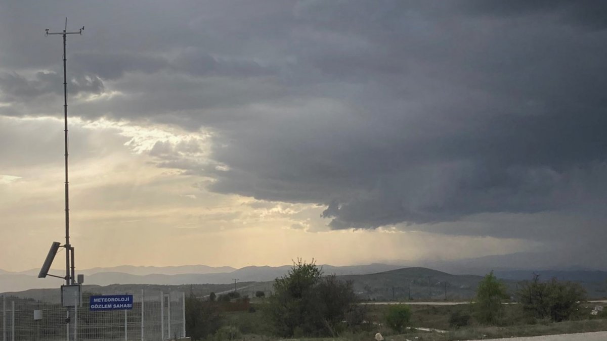 Meteorolojiden 5 il için gök gürültülü yağış uyarısı